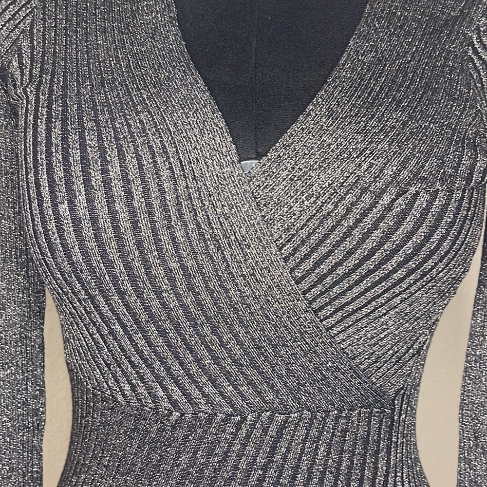 Black Large bodycon sparkle dress - Picture 2 of 5